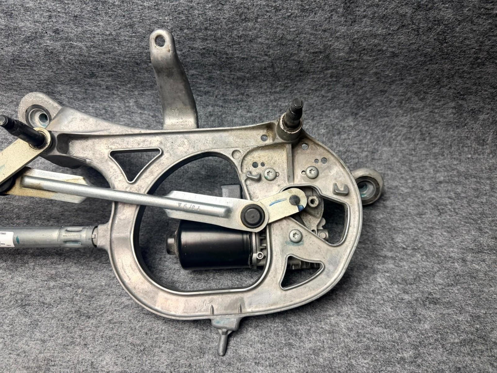 ♦️16-20 TESLA MODEL X WINDSHIELD WIPER MOTOR MECHANISM ASSY OEM, 1034391-00-D