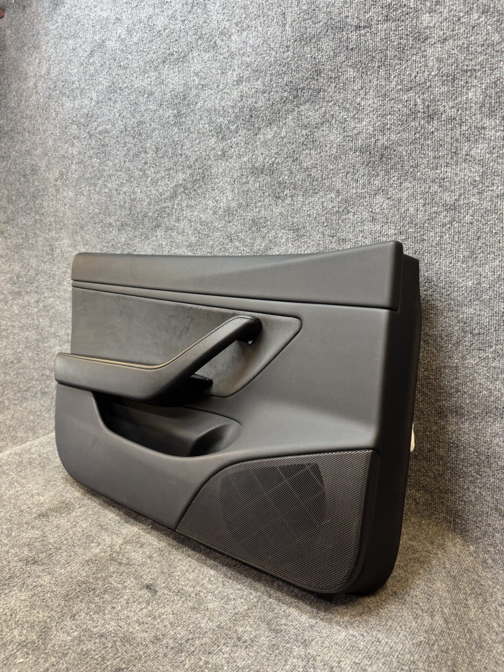 2017 - 2023 TESLA MODEL 3 FRONT LEFT SIDE DOOR PANEL TRIM OEM BLACK