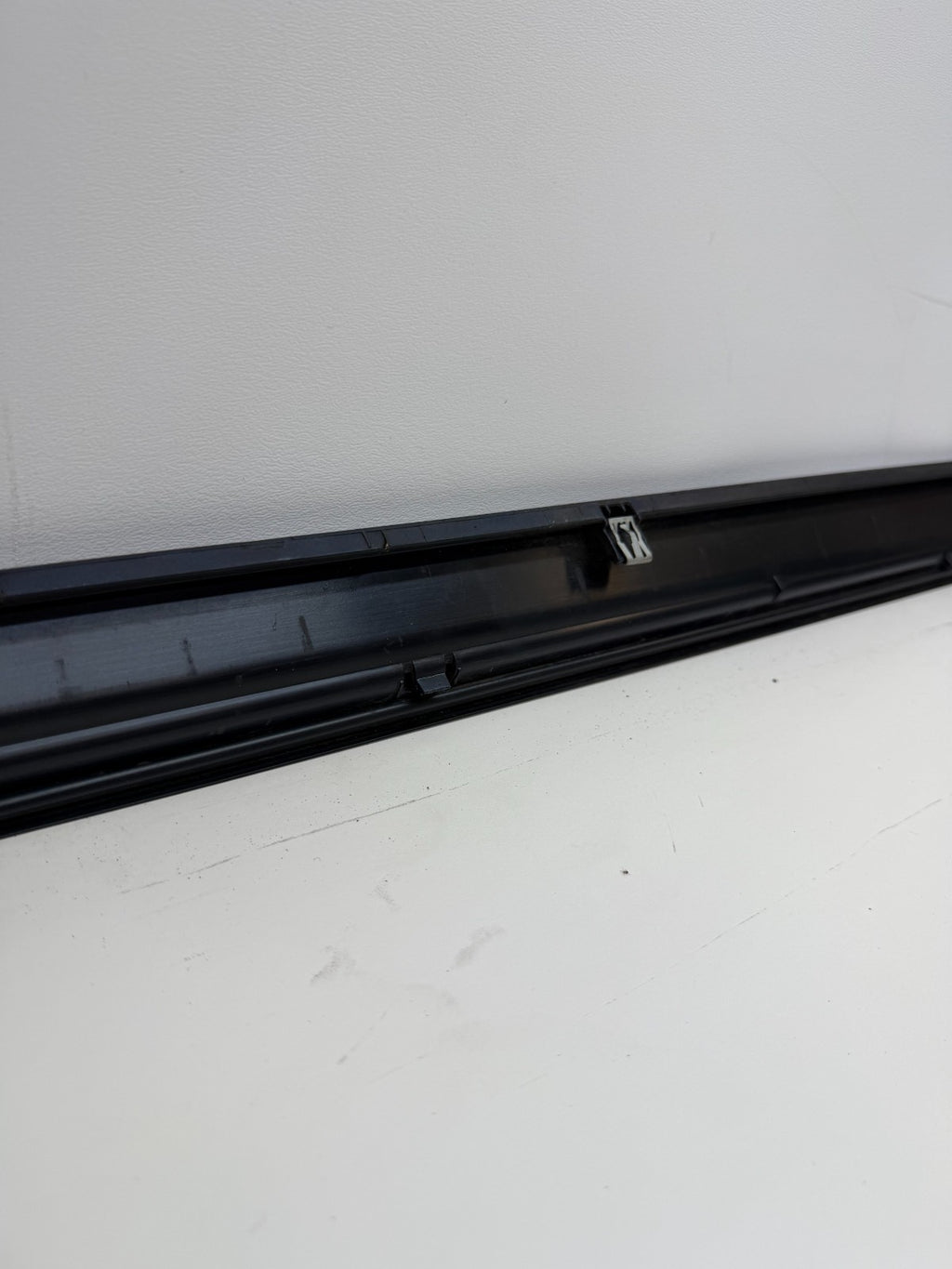 2012-20 Tesla Model S Driver Side Rocker Panel Scuff Plate Molding 1012215-00-G