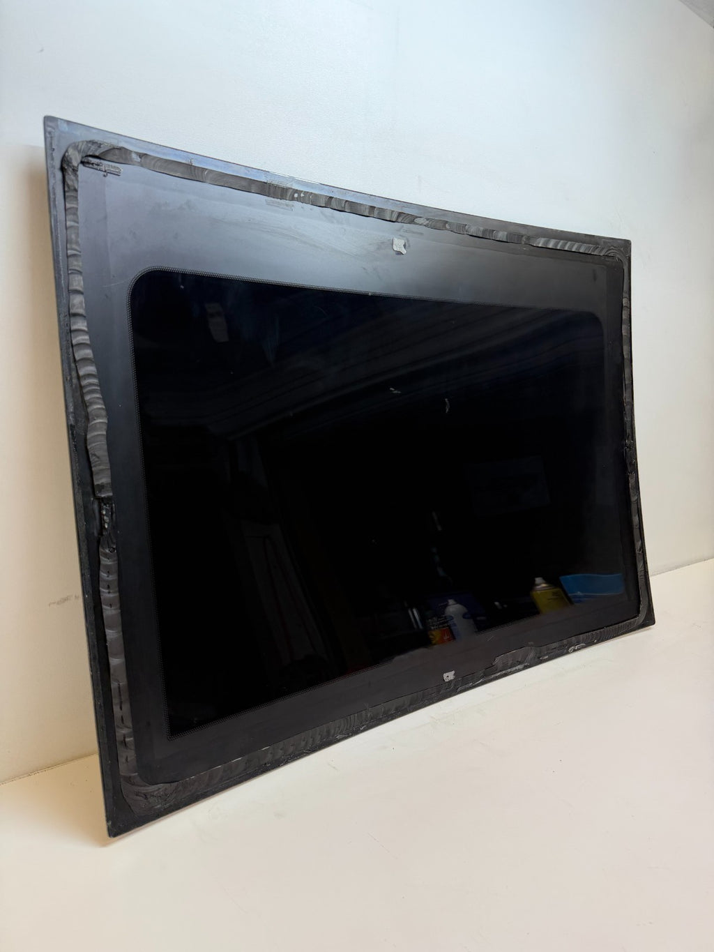 2012-2015 Tesla Model S Front Section Fixed Sunroof Glass 43R-000357