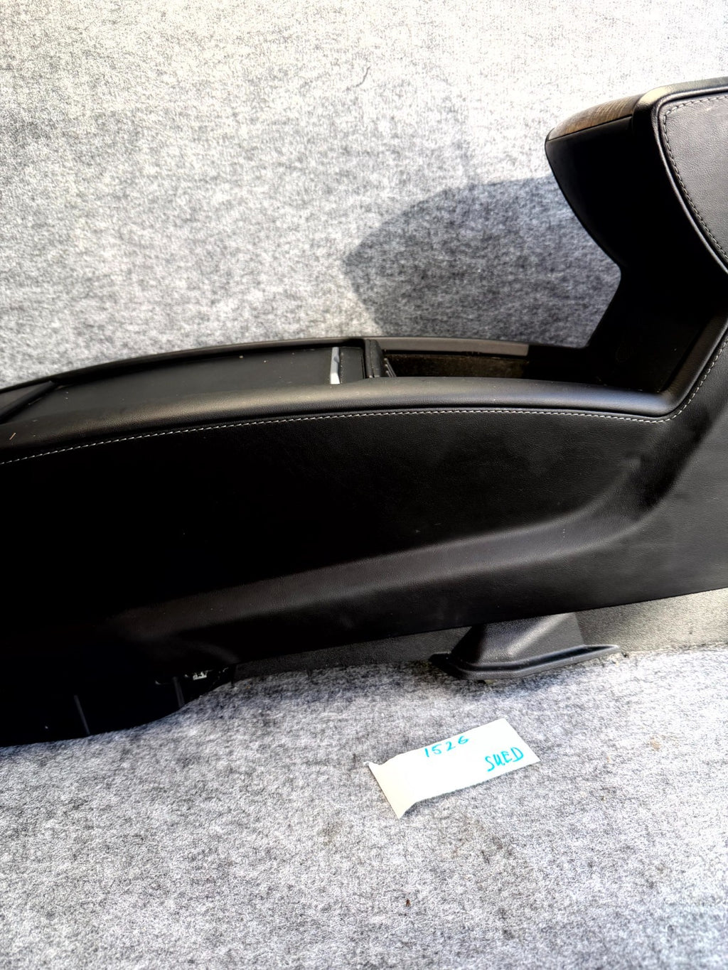 ♦️16–20 TESLA MODEL S CENTER CONSOLE ARMREST STORAGE ASSEMBLY OEM, 100481507D
