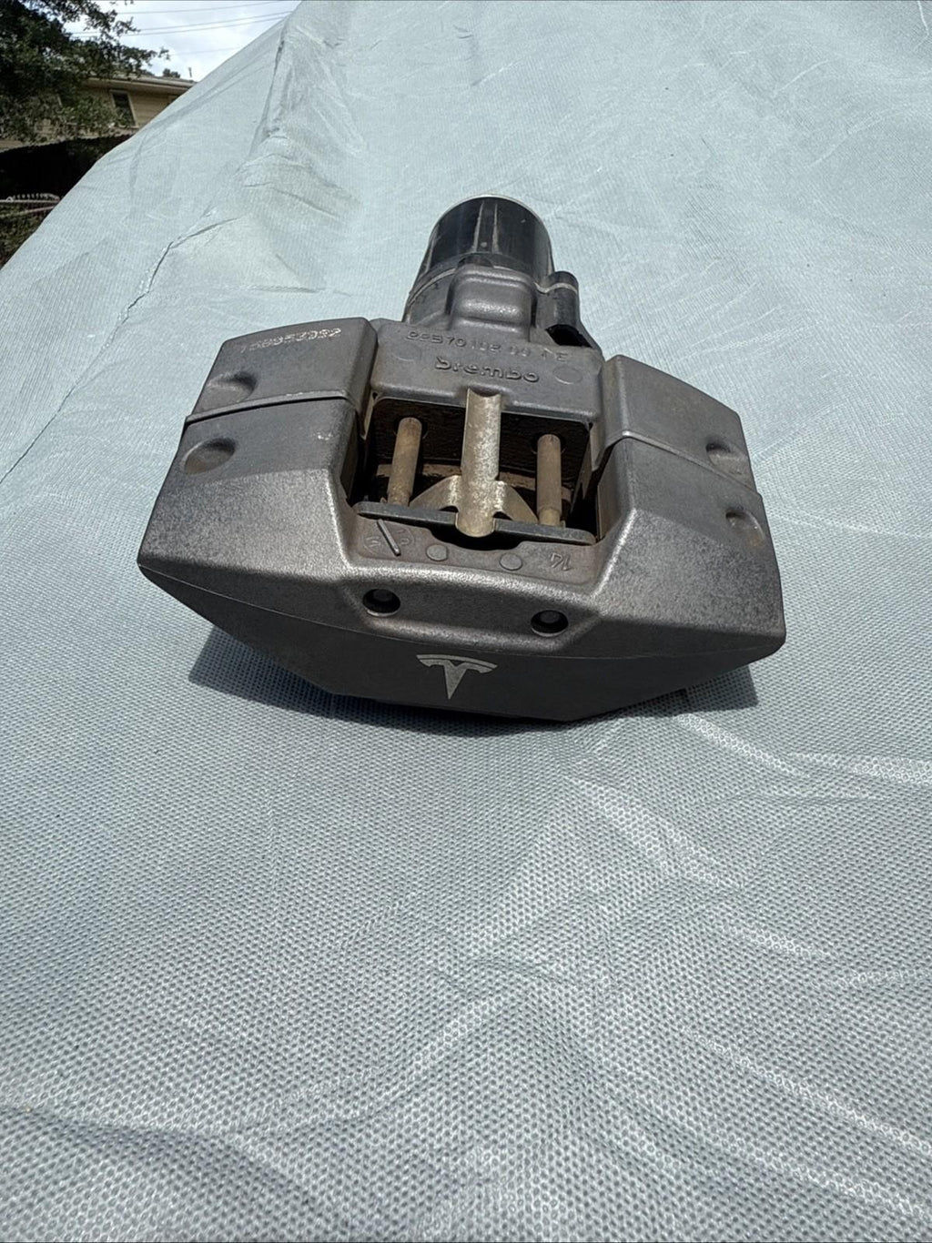 ♦️2012-2015 TESLA MODEL S REAR LEFT PARKING BRAKE CALIPER OEM, 1021252-00-D