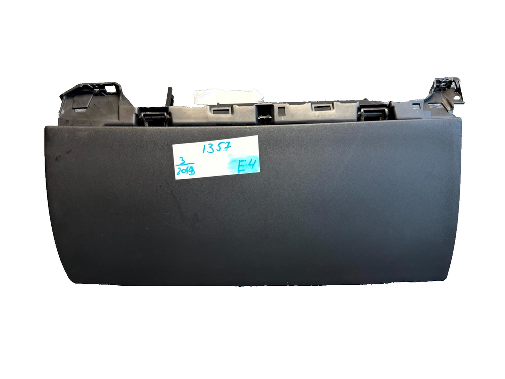 ♦️2017 – 2023 TESLA MODEL 3 FRONT GLOVE BOX STORAGE ASSEMBLY OEM, 1083340-00-F