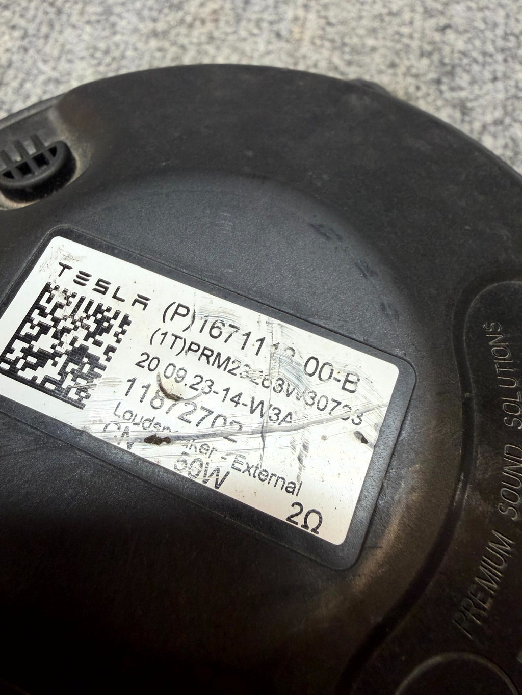 17-24 TESLA MODEL 3 Y FRONT PEDESTRIAN WARNING ALRT ALARM SPEAKER OEM 167111300B