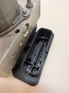 2012-2020 TESLA MODEL S ABS Anti Lock Brake Pump Module Unit 1037797-00-C