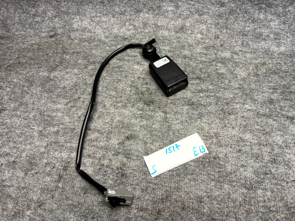 ♦️2012 - 2020 TESLA MODEL S REAR SEAT BELT BUCKLE ASSEMBLY OEM, 1005269-00-E