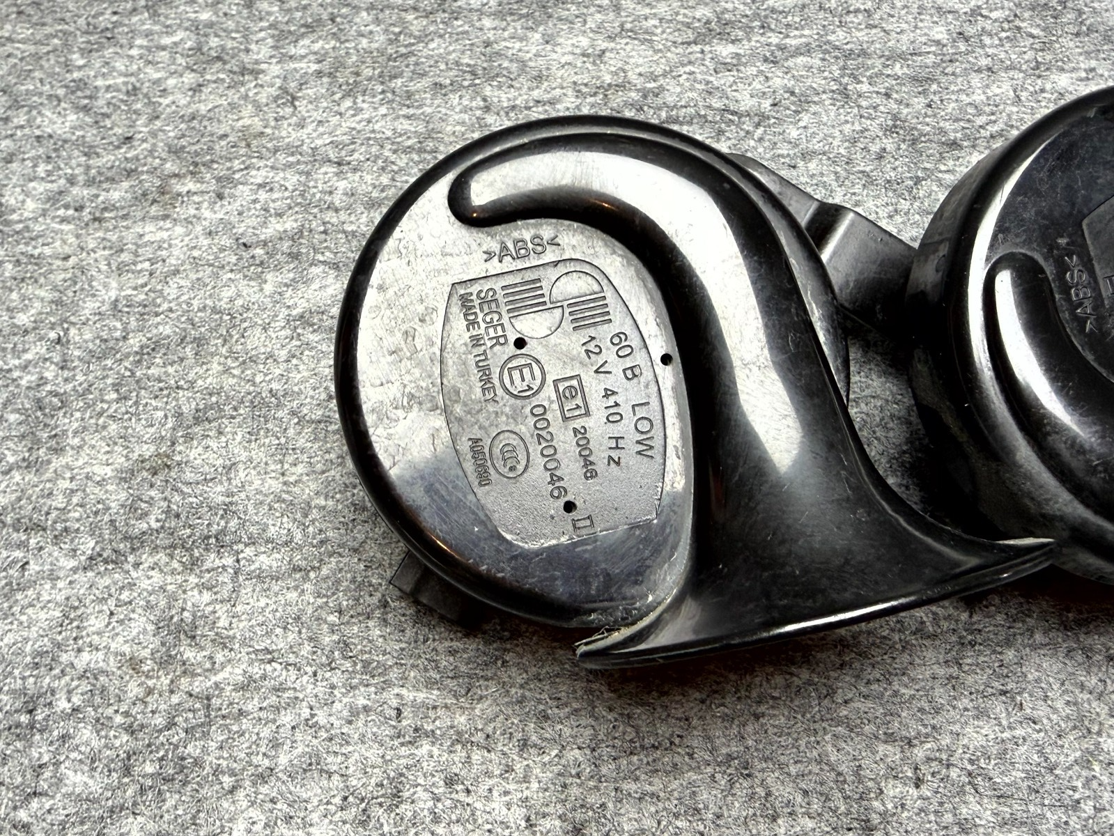♦️17–23 TESLA MODEL 3 LOW & HIGH PITCH NOTE TONE HORN SET OEM, P1486943-00-A