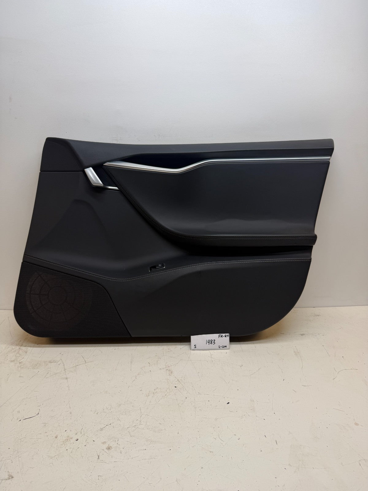 2012-2020 Tesla Model S Front RH Passenger Door Panel Trim 1007912-00-D