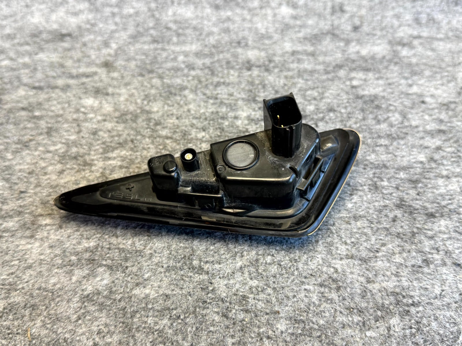 ♦️2017–2023 TESLA MODEL 3 LEFT SIDE FENDER TURN SIGNAL CAMERA OEM, 1125106-77-E