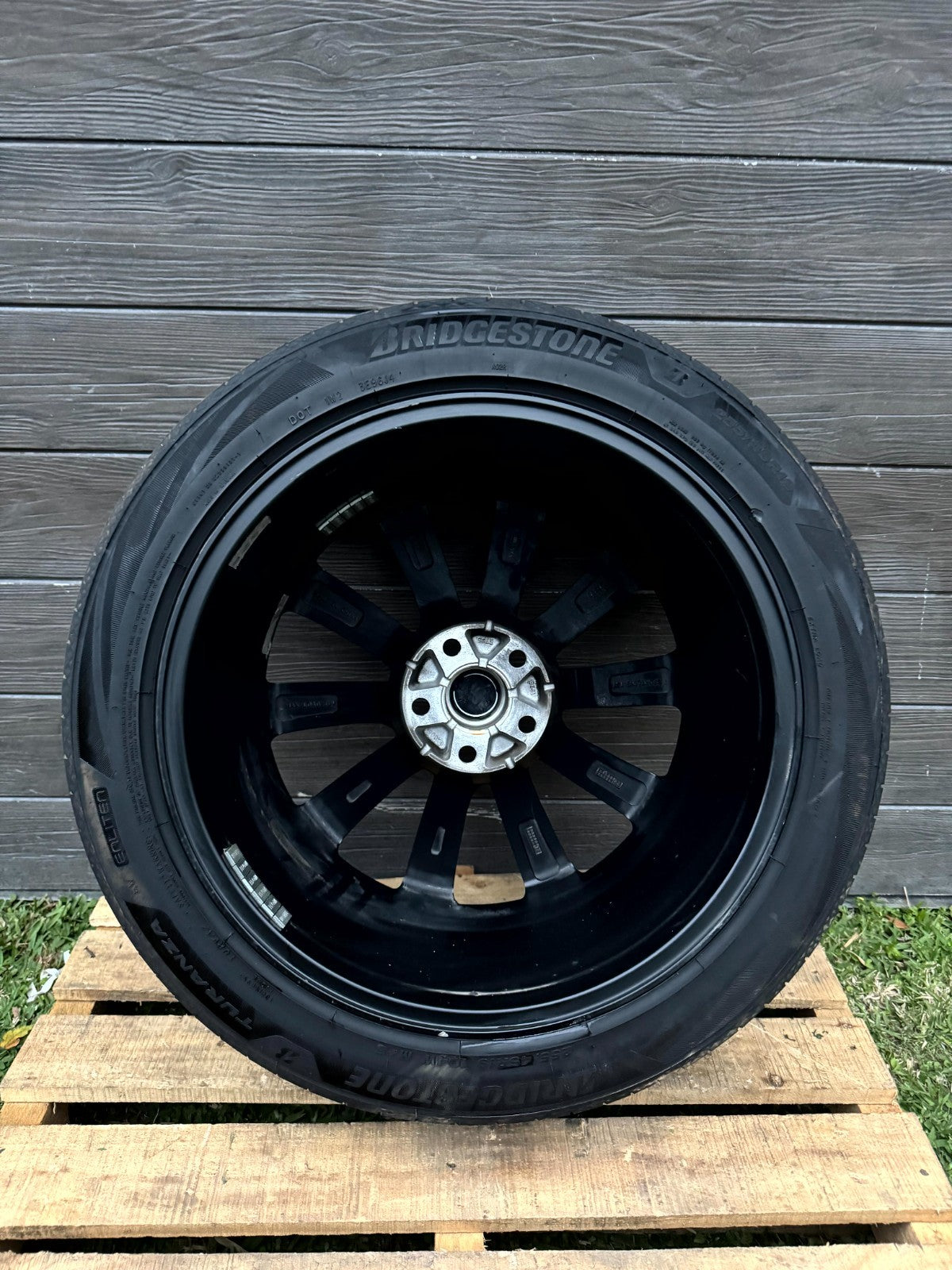 2017 - 2023 TESLA MODEL 3 Y FULL WHEEL WITH RIM SET W/ EMBLEM