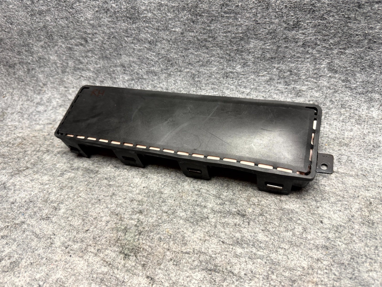 ♦️12-20 TESLA MODEL S FRONT RIGHT SIDE KNEE SAFETY MODULE ASSY OEM, 1005260-00-H