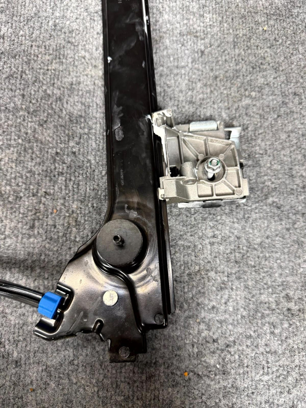 2016-2020 Tesla Model X Front Left Side Window Motor Regulator OEM, 1028818-00-F