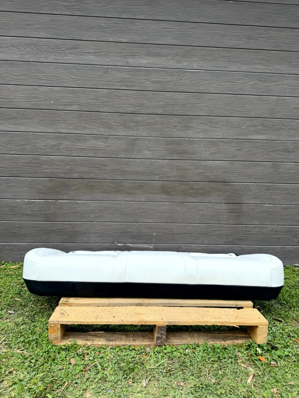 2020-2024 TESLA MODEL Y REAR SECOND 2ND ROW LOWER SEAT CUSHION OEM, 1552127-02-A