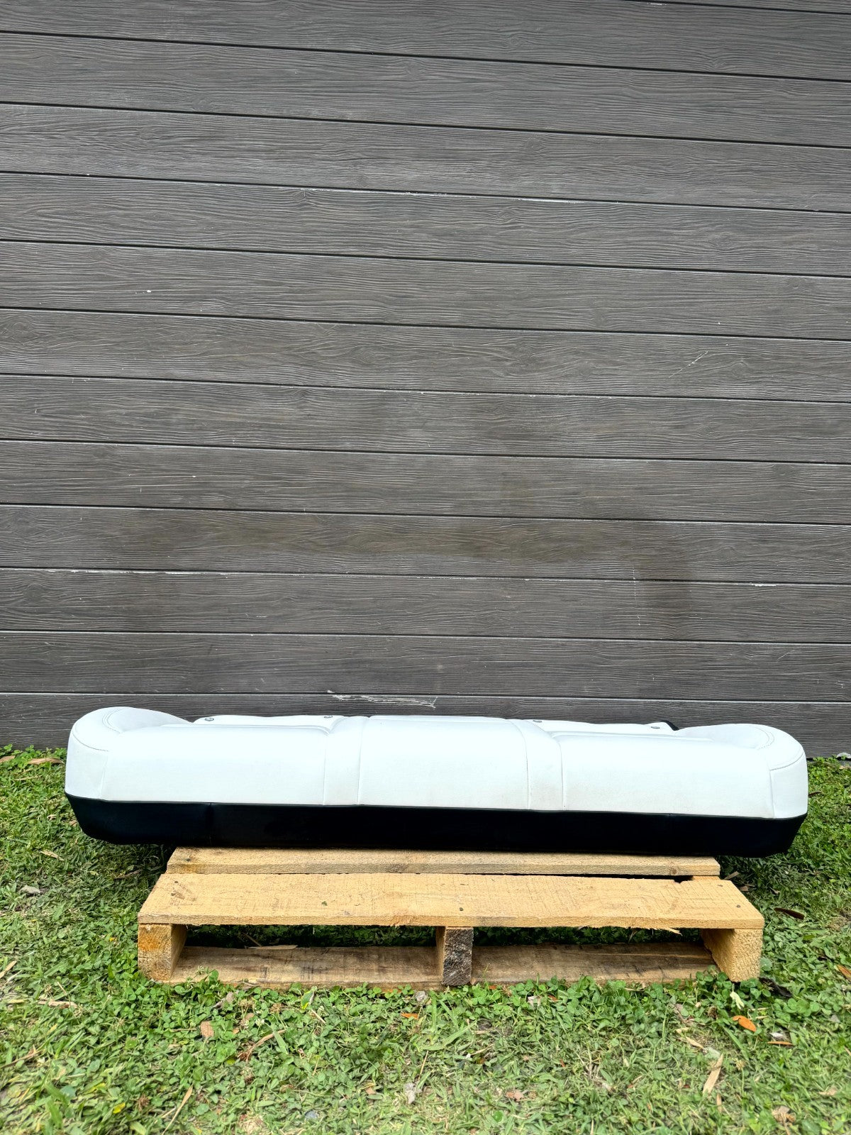 2020-2024 TESLA MODEL Y REAR SECOND 2ND ROW LOWER SEAT CUSHION OEM, 1552127-02-A