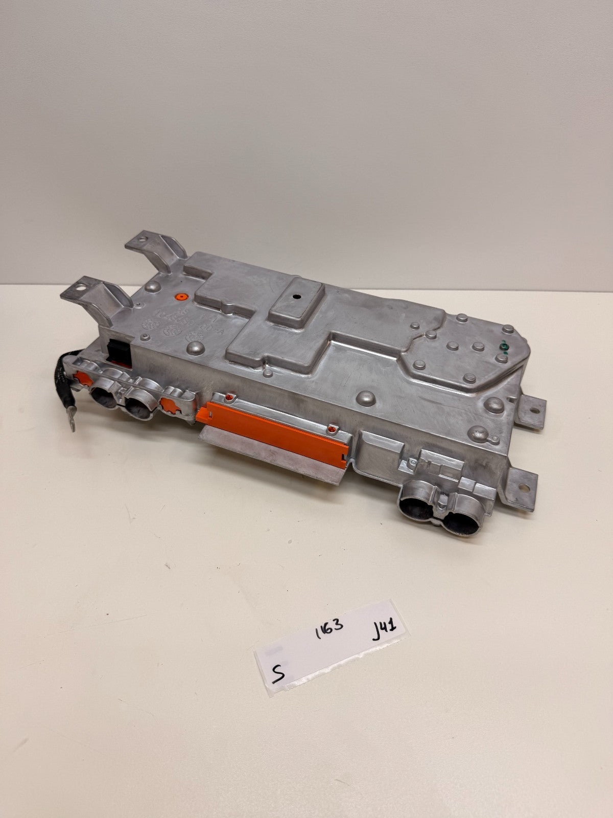 2012-15 Tesla Model S 1-Phase High Voltage Junction Box Dual Motor 1048680-00-A