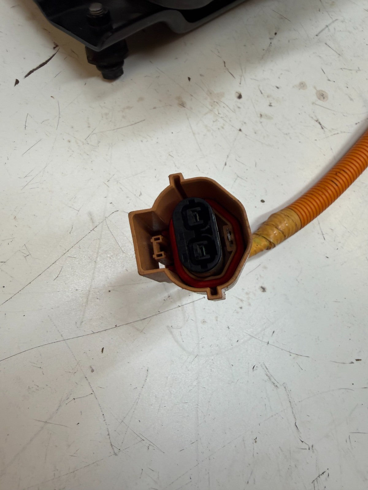 2017-2019 TESLA MODEL S ELECTRIC AC COMPRESSOR PUMP W/ COVER & HARNESS