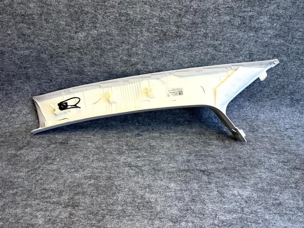 ♦️2017-2023 TESLA MODEL 3 FRONT RIGHT UPPER A-PILLAR TRIM COVER OEM 1086241-81-I