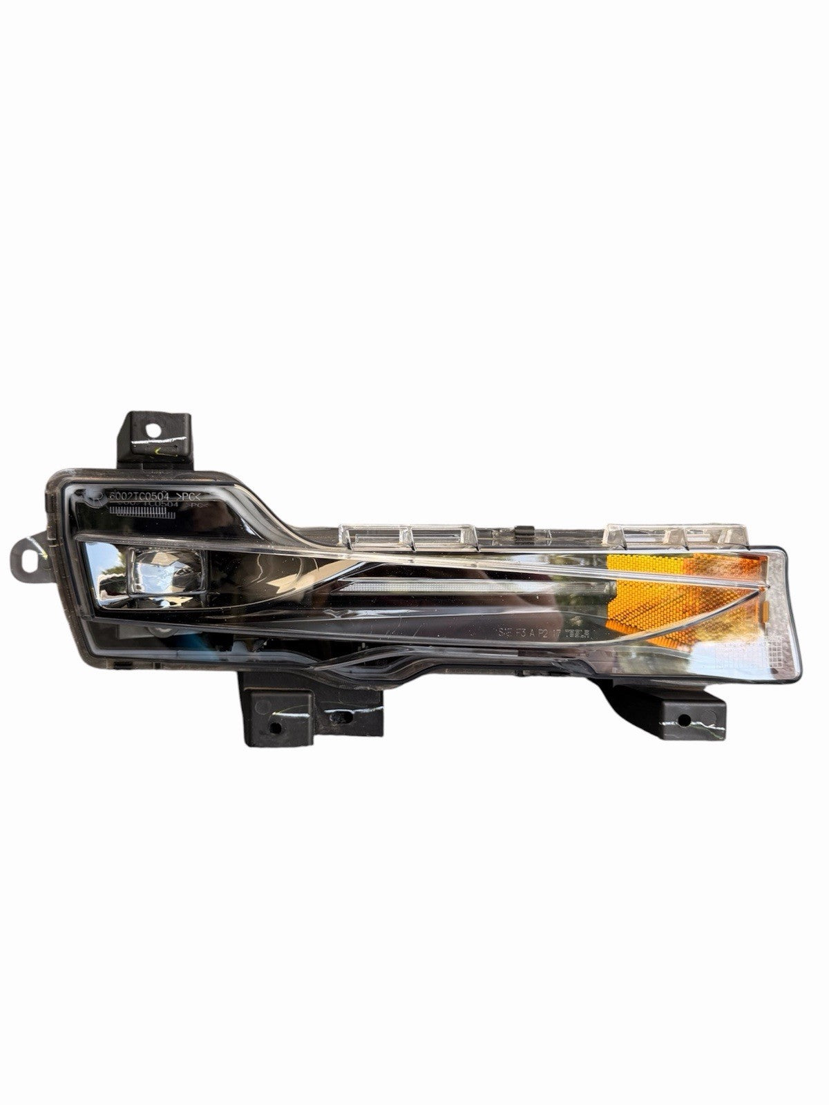 2017-2024 Tesla Model 3 / Y Front Right Hand Fog Light 3 Pins 1077392-00-C OEM