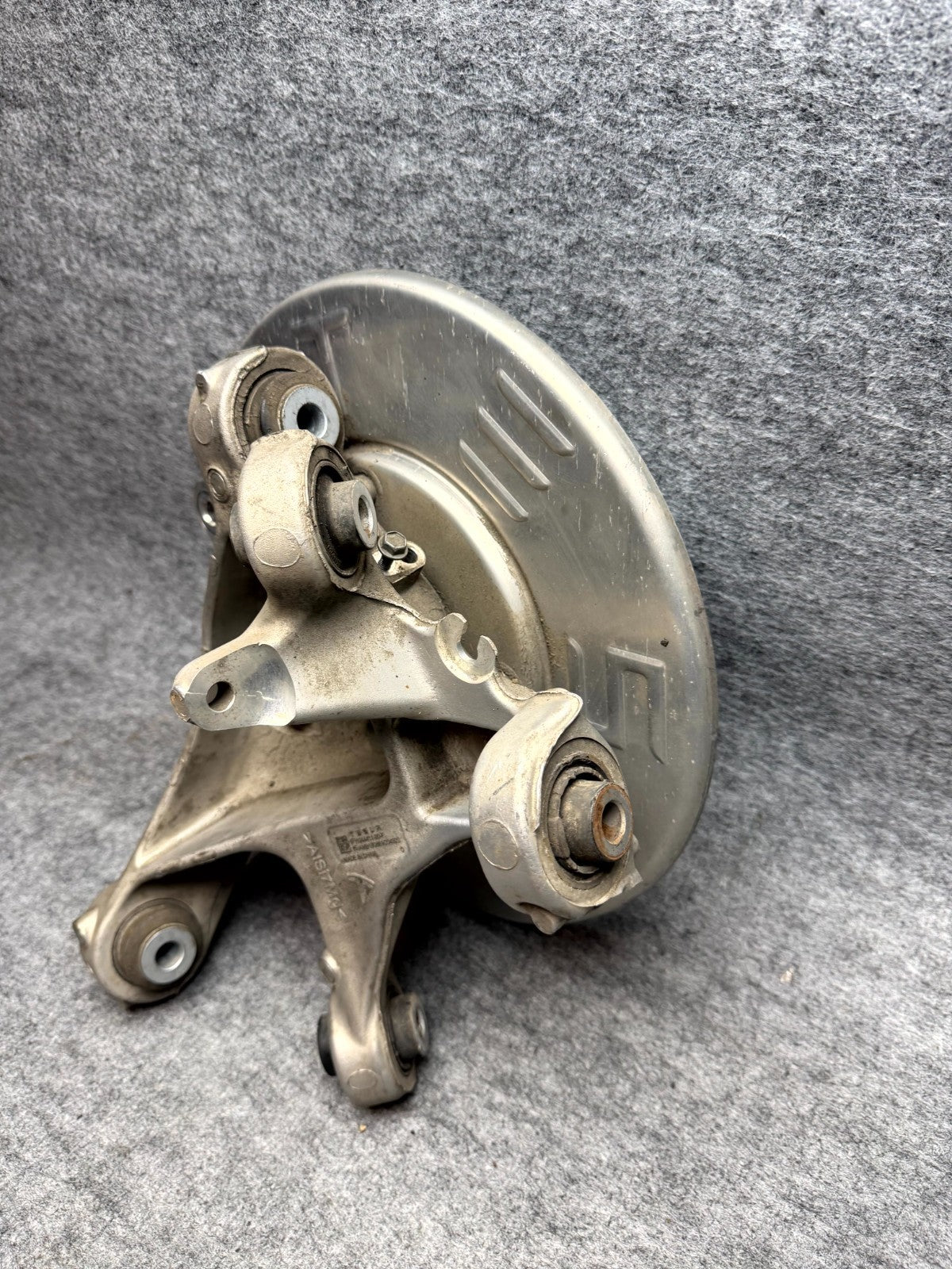 ♦️17–23 TESLA MODEL 3 REAR LEFT OR RIGHT WHEEL BEARING AND HUB OEM, 1044123-00-A