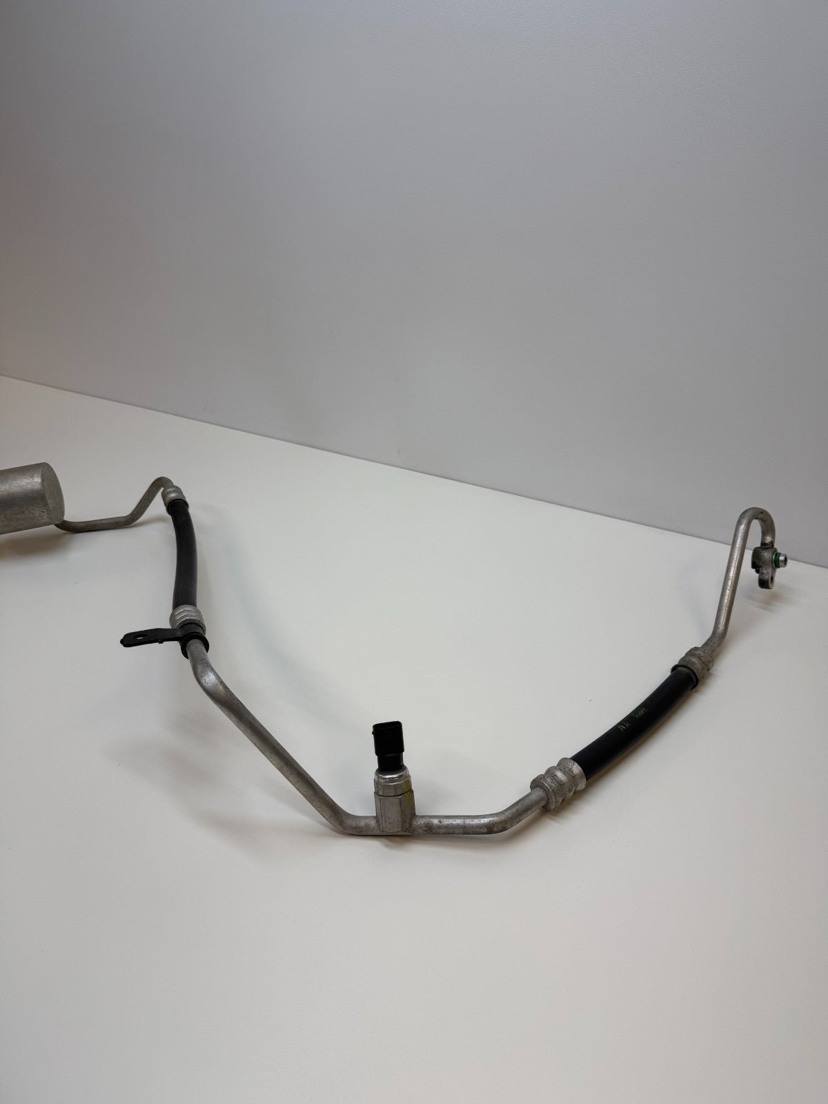 12-15 Model S AC Pipe Line Compressor to Condenser HVCC Discharge 1028401-00-E