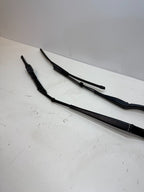 20-24 TESLA MODEL Y FRONT WINDSHIELD LEFT RIGHT WIPER ARM W/ BLADE SET 97036203