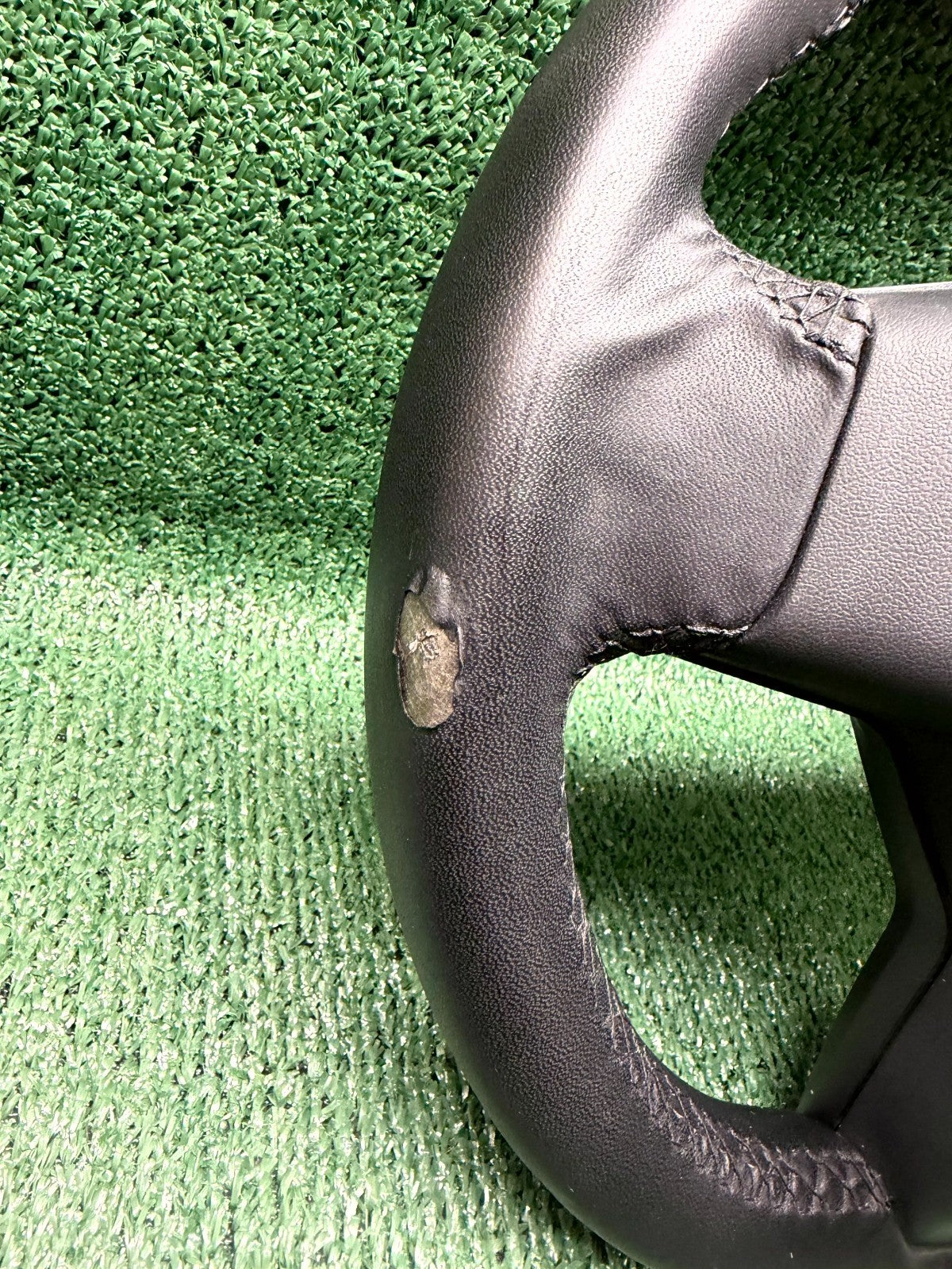 ♦️2020-2025 TESLA MODEL Y LEFT SIDE STEERING WHEEL LEATHER OEM, 1490214-00-B