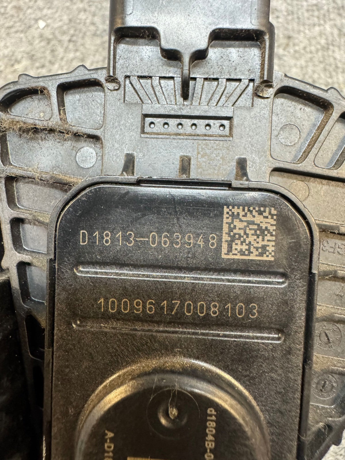 2017 - 2023 TESLA MODEL 3 ELECTRIC ACCELERATOR GAS PEDAL