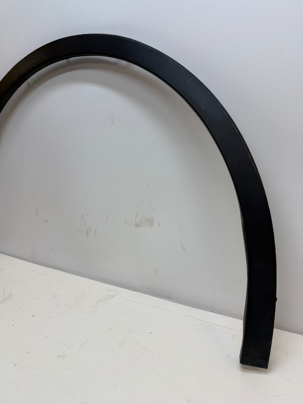 2020-2024 Tesla Model Y Front Fender Flare Wheel Arch Molding Trim Right Side
