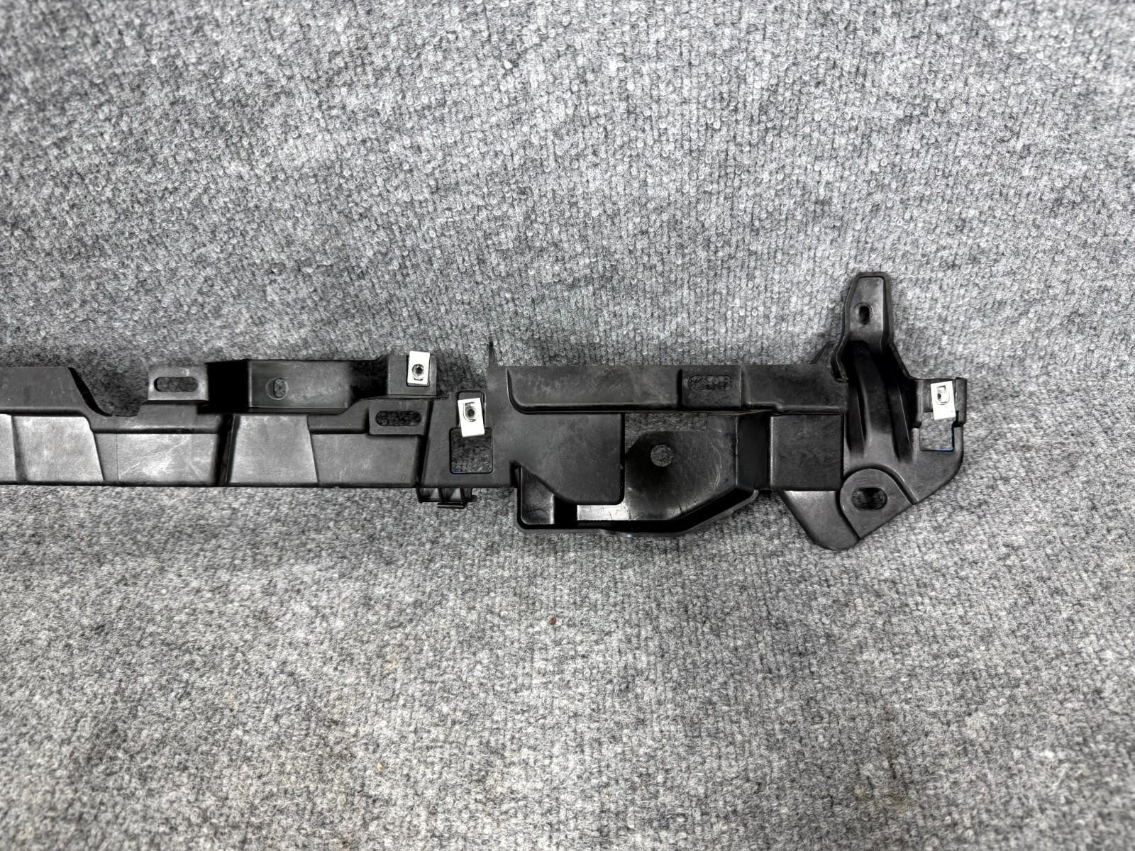 2016-2020 Tesla Model X Rear Left C-Pillar Middle Trim Bracket OEM, 1080708-00-C