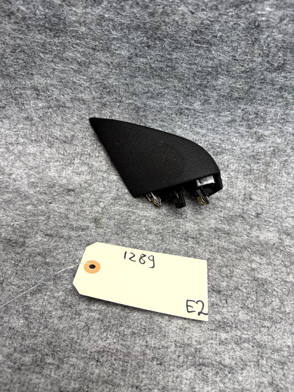 ♦️17–23 TESLA MODEL 3 FRONT LEFT AUDIO TWEETER & SPEAKER COVER OEM, 1095657-00-F