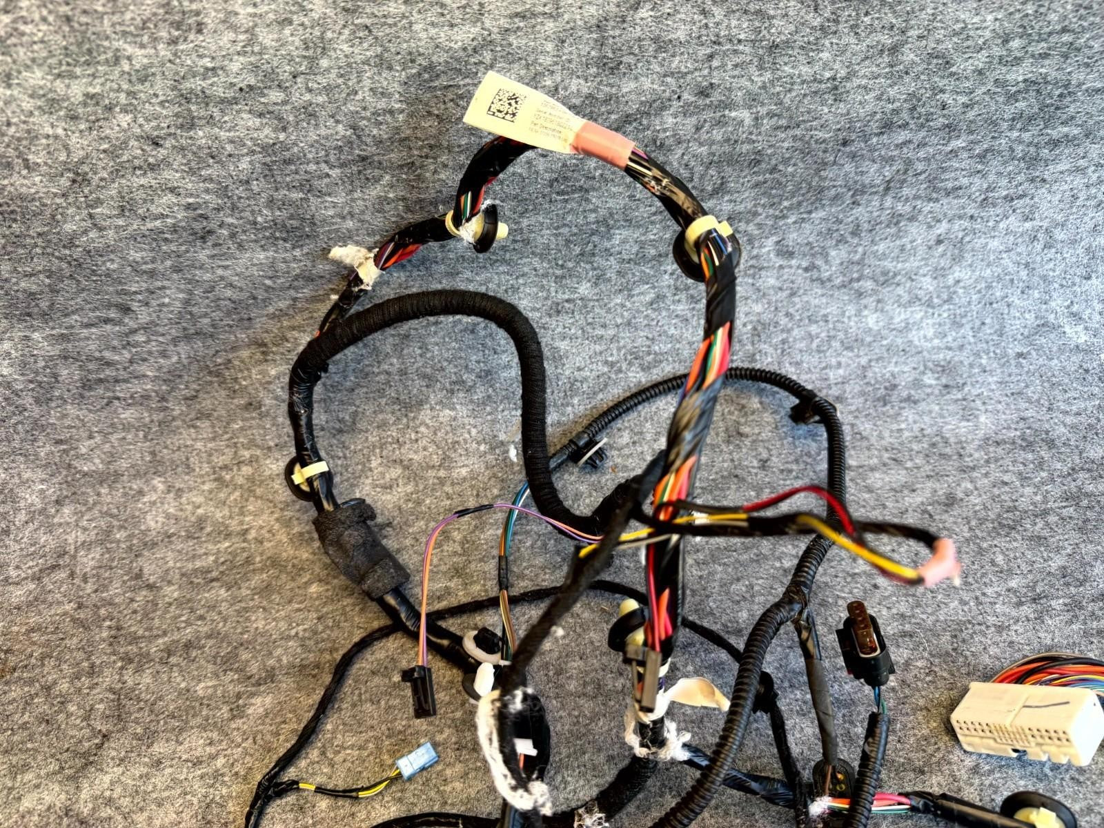 ♦️17-23 TESLA MODEL 3 FRONT RIGHT SIDE DOOR WIRING HARNESS OEM, 1067963-00-D