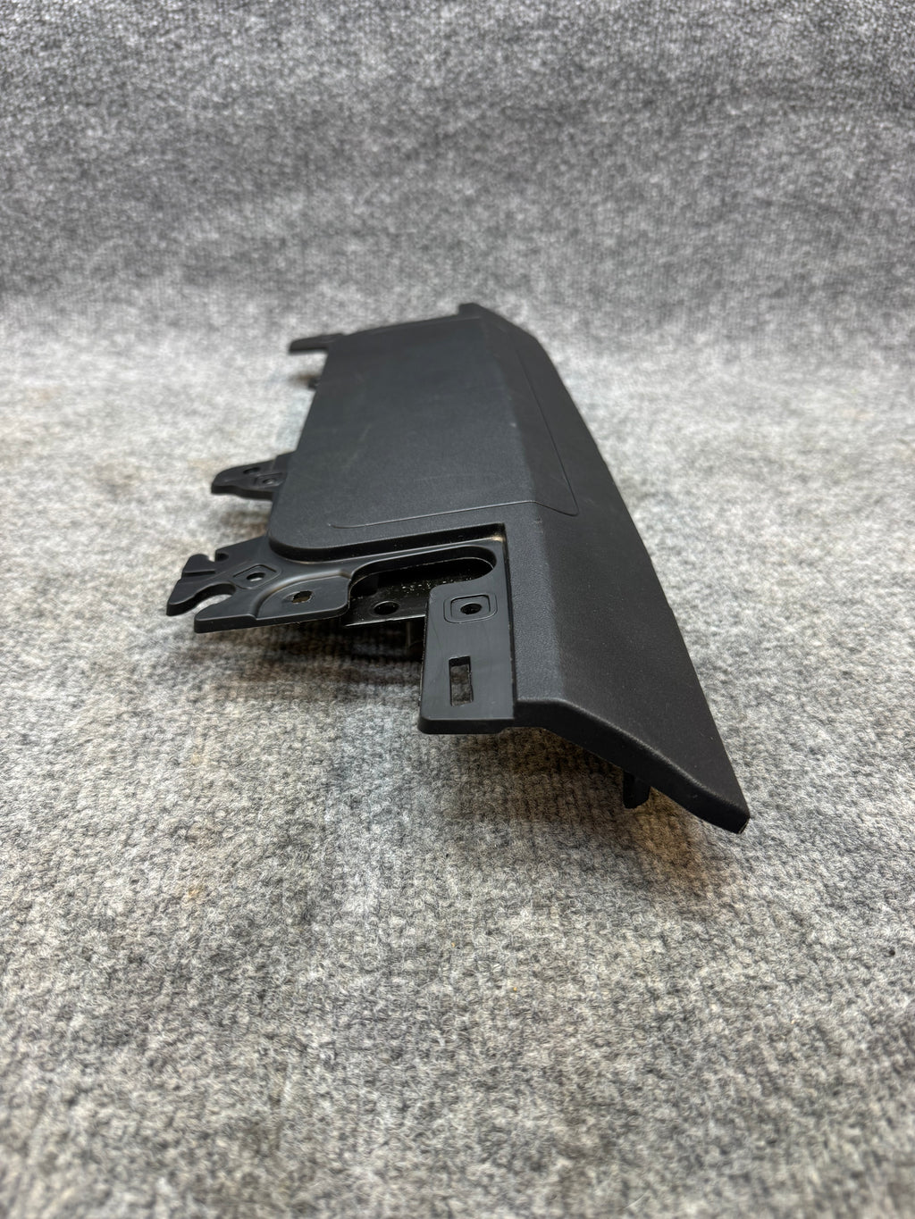 2020-2025 TESLA MODEL 3 RIGHT SIDE KNEE AIRBAG OEM 1077825-00-E