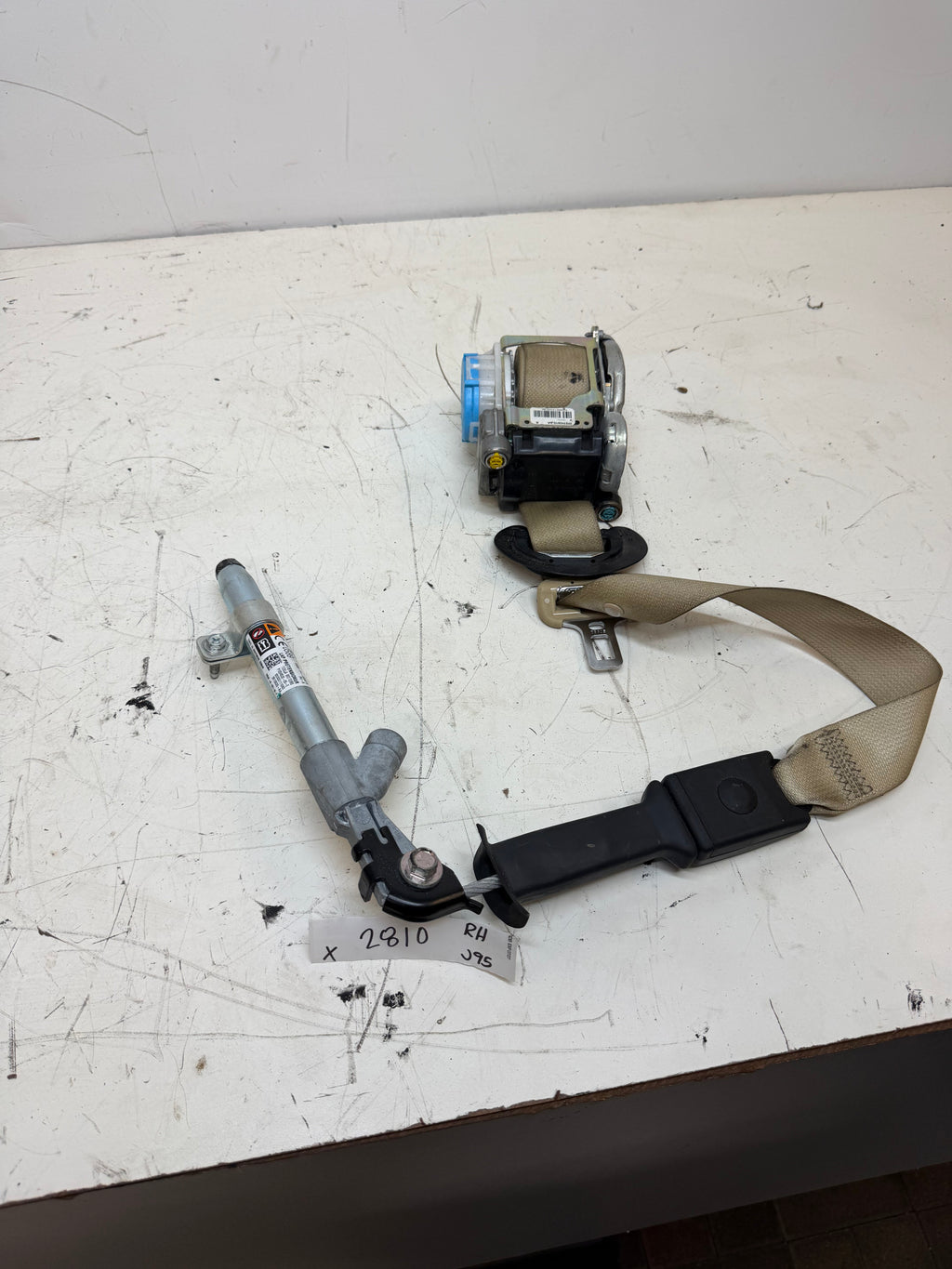 2016-2021 Tesla Model X MX Front Right Seat Belt w/ Lap Pretensioner 1004532-05-E (Copy)