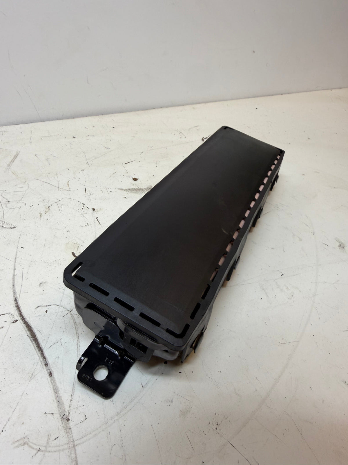 2015-2021 TESLA MODEL X FRONT LEFT DASH LOWER KNEE BOLSTER SRS BAG 1005259-00-G