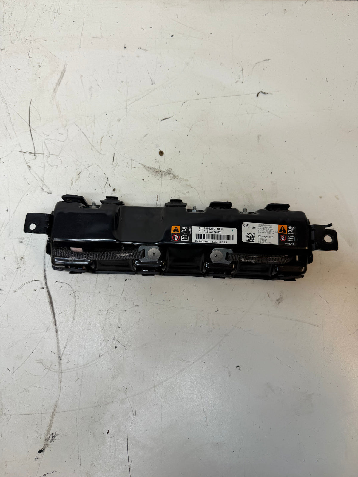2015-2021 TESLA MODEL X FRONT LEFT DASH LOWER KNEE BOLSTER SRS BAG 1005259-00-G