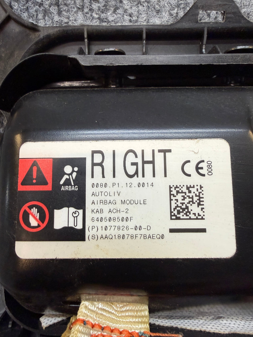 2017-2024 TESLA MODEL 3 RIGHT SIDE KNEE AIRBAG OEM 1083350-00-E